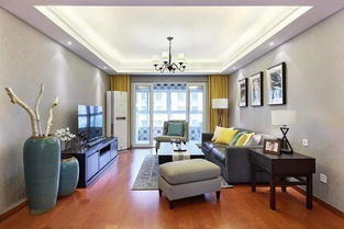 小客厅装修攻略 巧妙选材与设计，空间翻倍不压抑